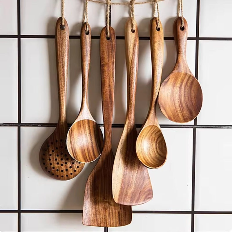 RustikaWood – 5 - Piece Wooden Kitchen Utensil Set - Kalinzy
