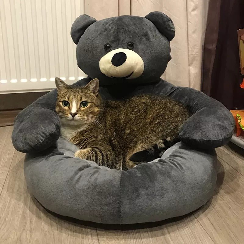 Bear Hug Pet Bed - Kalinzy