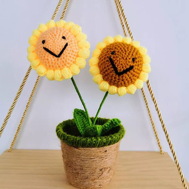 Cute knitted Flower Plants - Kalinzy